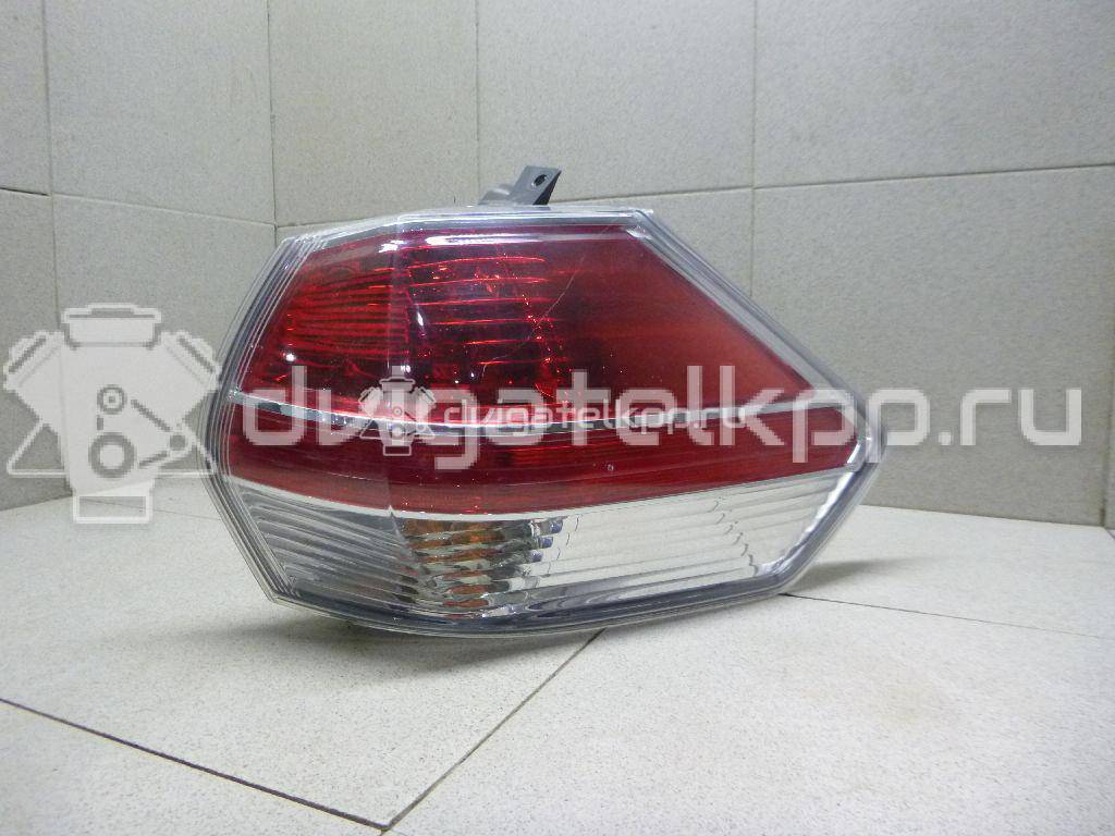 Фото Фонарь задний наружный правый  265504CA0A для Nissan X-Trail {forloop.counter}}