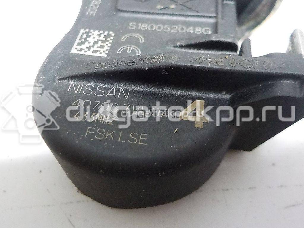 Фото Датчик давления в шине  407003VU0A для Nissan Primera / Micra / Cabstar / Navara / Np300 {forloop.counter}}