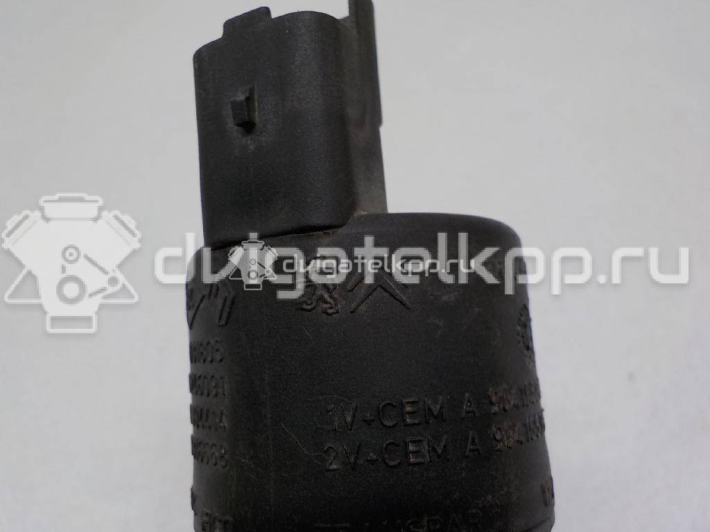 Фото Насос омывателя  28920BU010 для Nissan Primastar X83 / Almera / Micra / Kubistar / Qashqai {forloop.counter}}
