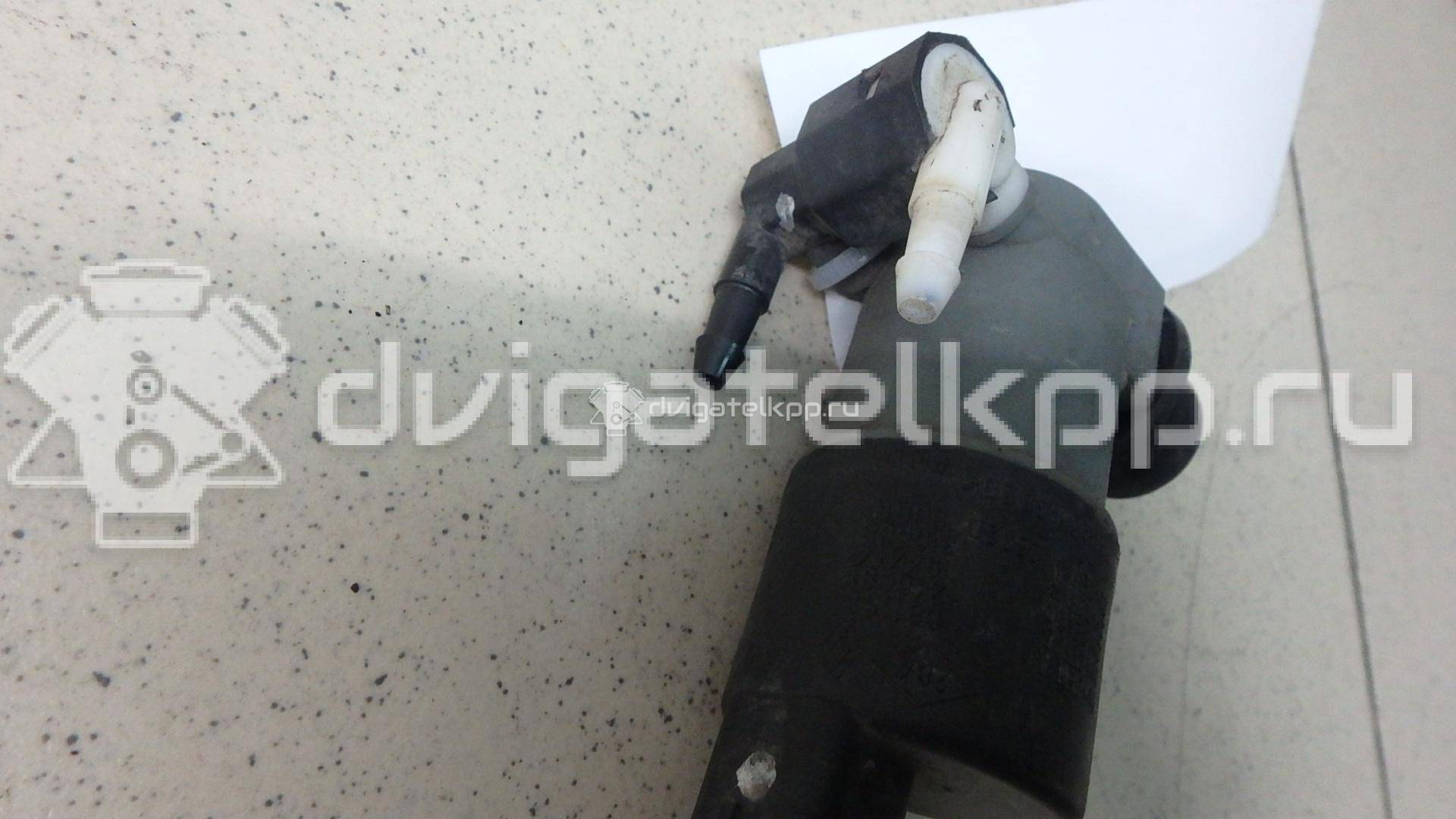 Фото Насос омывателя  28920BU010 для Nissan Primastar X83 / Almera / Micra / Kubistar / Qashqai {forloop.counter}}