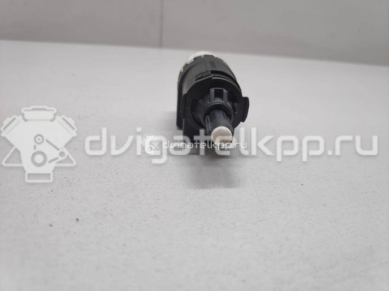 Фото Датчик включения стопсигнала  253206170R для nissan Almera (G15) {forloop.counter}}