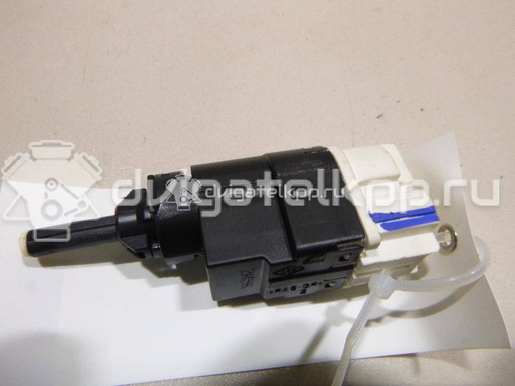 Фото Датчик включения стопсигнала  253206170R для nissan Almera (G15) {forloop.counter}}
