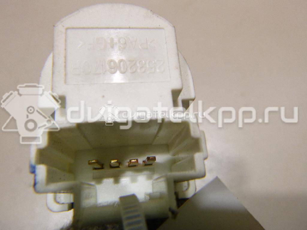 Фото Датчик включения стопсигнала  253206170R для nissan Almera (G15) {forloop.counter}}