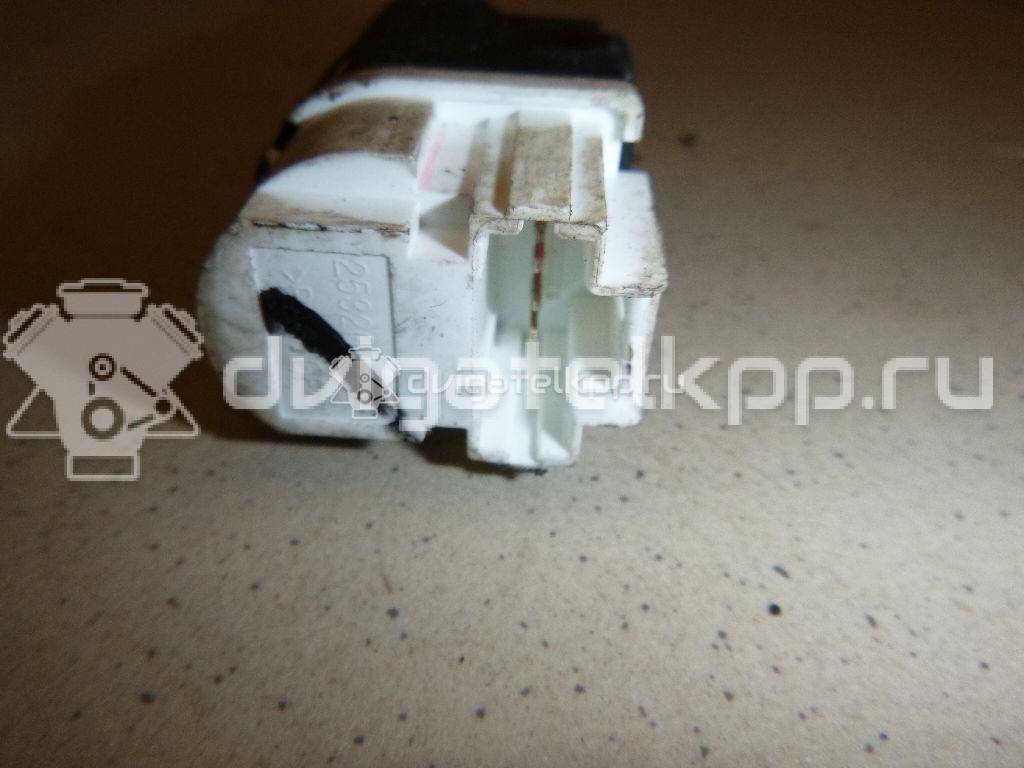 Фото Датчик включения стопсигнала  253206170r для vaz Lada Largus {forloop.counter}}