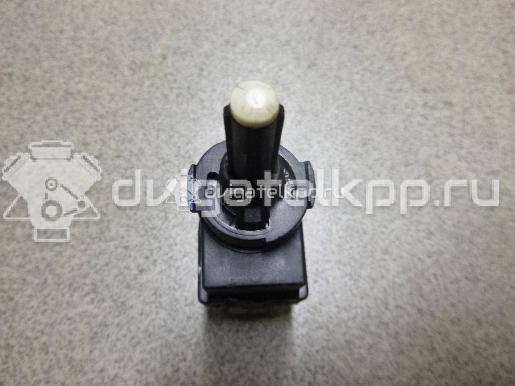 Фото Датчик включения стопсигнала  253206170R для nissan Almera (G15) {forloop.counter}}