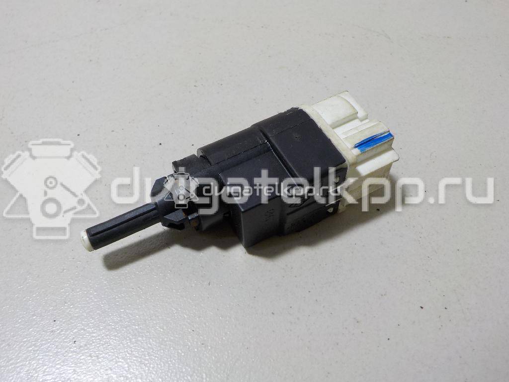 Фото Датчик включения стопсигнала  253206170R для nissan Almera (G15) {forloop.counter}}