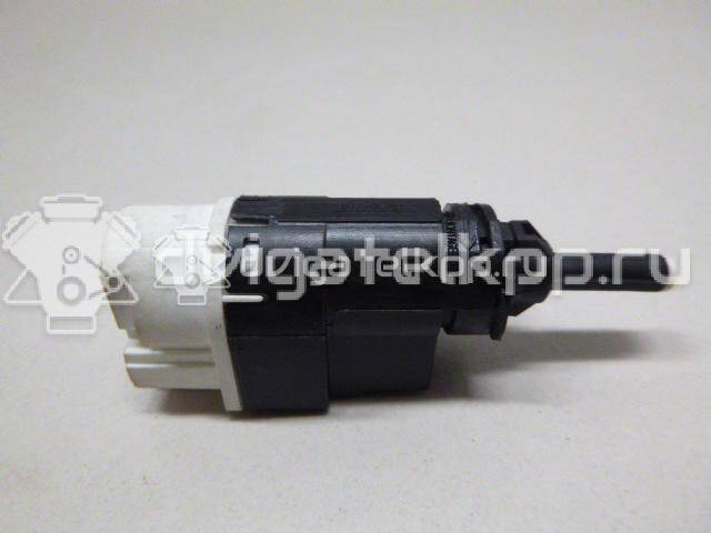 Фото Датчик включения стопсигнала  253206170R для nissan Almera (G15) {forloop.counter}}