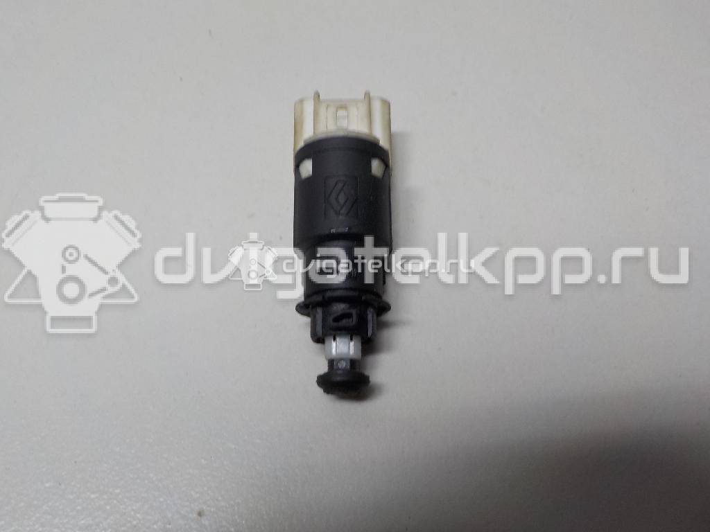 Фото Датчик включения стопсигнала  253206170R для nissan Almera (G15) {forloop.counter}}