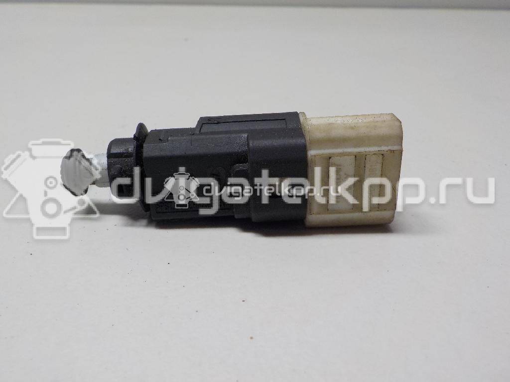 Фото Датчик включения стопсигнала  253206170R для nissan Almera (G15) {forloop.counter}}