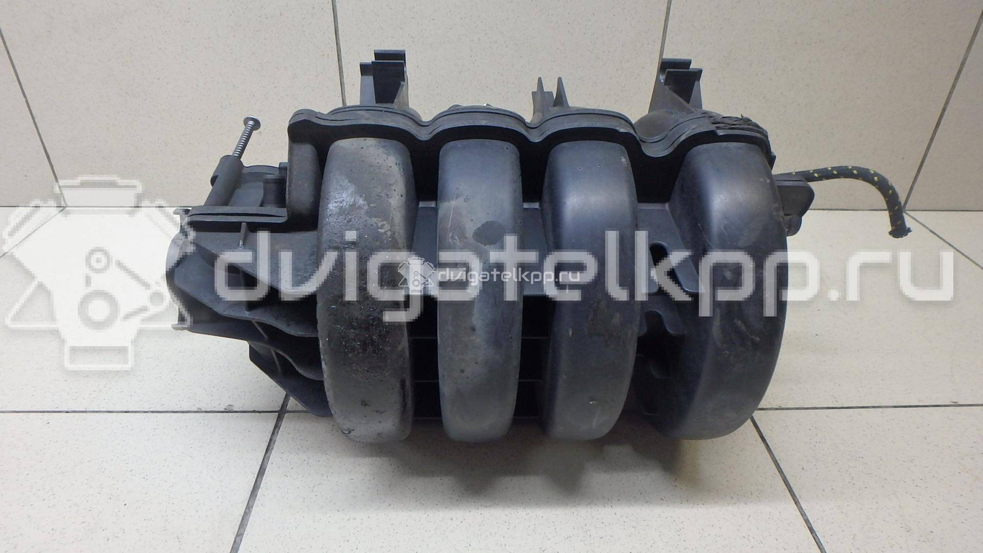 Фото Коллектор впускной для двигателя BLF для Audi A3 115 л.с 16V 1.6 л бензин 03C129711F {forloop.counter}}