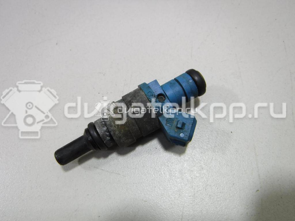 Фото Форсунка инжекторная электрическая для двигателя APT для Audi A4 125 л.с 20V 1.8 л бензин 058133551F {forloop.counter}}