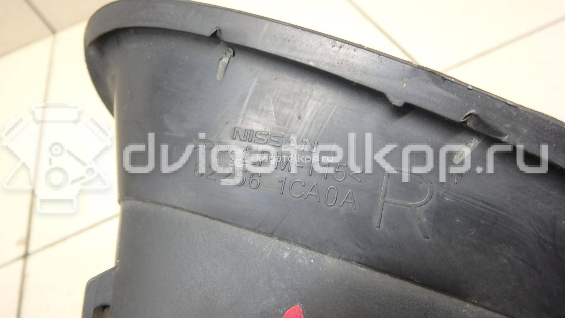 Фото Рамка противотуманной фары правой  622561CA0A для nissan FX/QX70 (S51) {forloop.counter}}