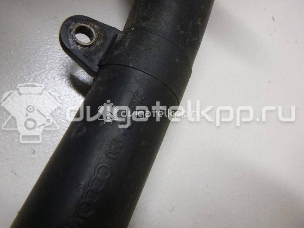 Фото Патрубок воздушного фильтра для двигателя ALT для Audi A4 / A6 130 л.с 20V 2.0 л бензин 06B129657C {forloop.counter}}