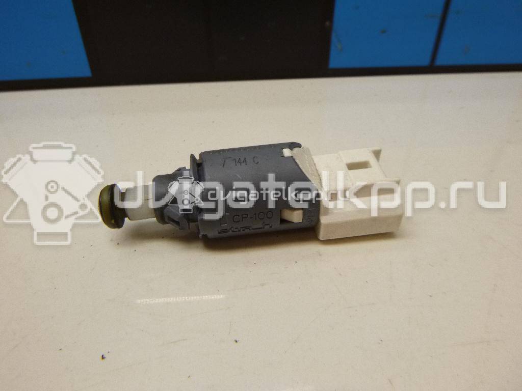 Фото Датчик включения стопсигнала  8200168238 для nissan On-Do {forloop.counter}}