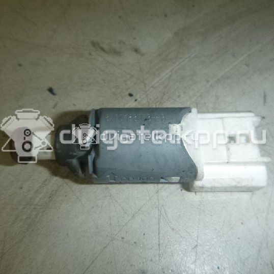 Фото Датчик включения стопсигнала  8200168238 для nissan On-Do