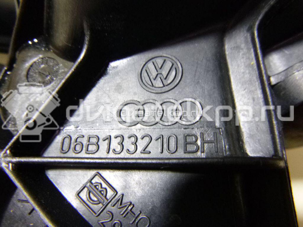 Фото Коллектор впускной для двигателя ALZ для Audi A4 102 л.с 8V 1.6 л бензин 06B133205H {forloop.counter}}