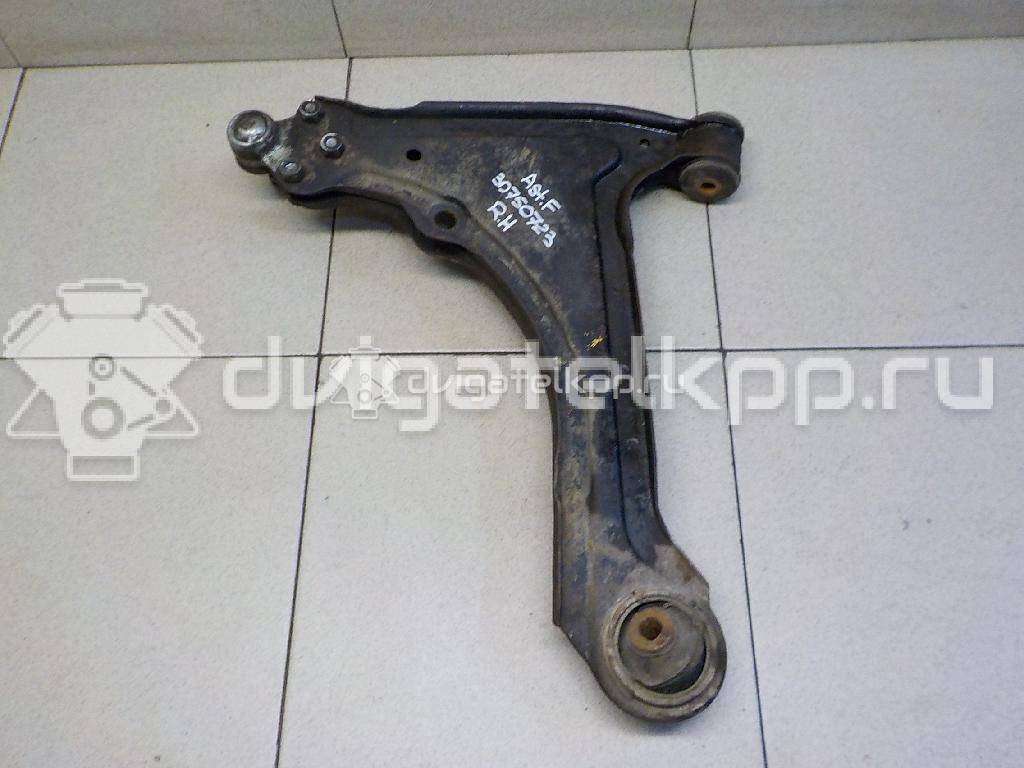 Фото Рычаг передний правый  90495104 для Opel Astra / Kadett / Calibra A 85 / Vectra {forloop.counter}}
