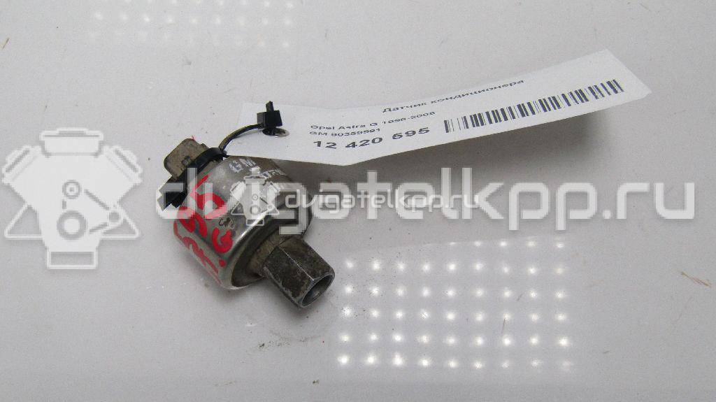 Фото Датчик кондиционера  90359991 для Opel Tigra / Calibra A 85 / Astra / Corsa / Vectra {forloop.counter}}
