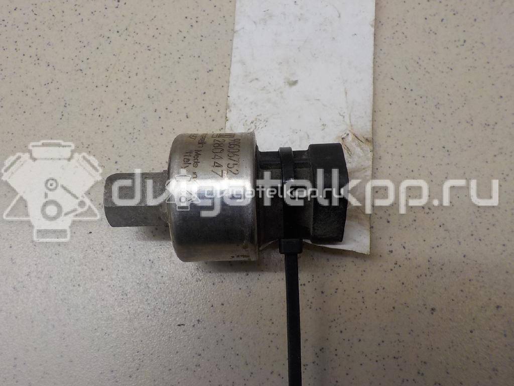Фото Датчик кондиционера  90506752 для Opel Astra / Omega , / Vectra {forloop.counter}}