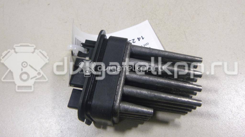 Фото Резистор отопителя  90566802 для Opel Astra / Corsa / Combo / Omega , / Zafira {forloop.counter}}