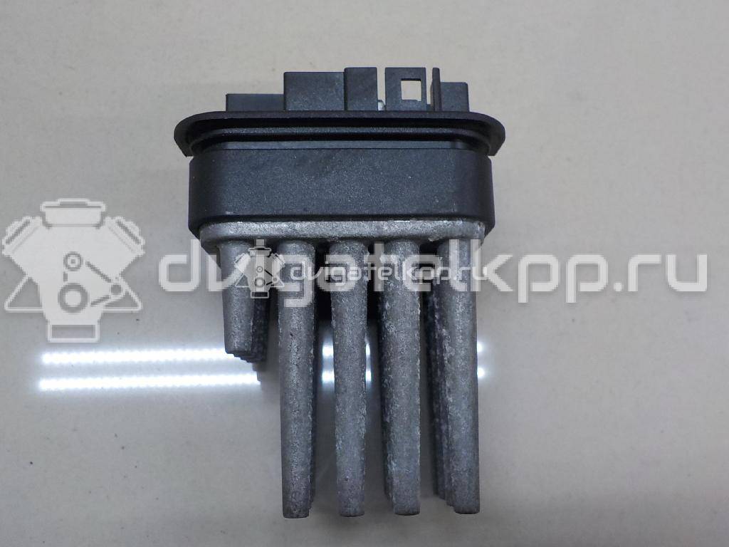 Фото Резистор отопителя  90566802 для Opel Astra / Corsa / Combo / Omega , / Zafira {forloop.counter}}
