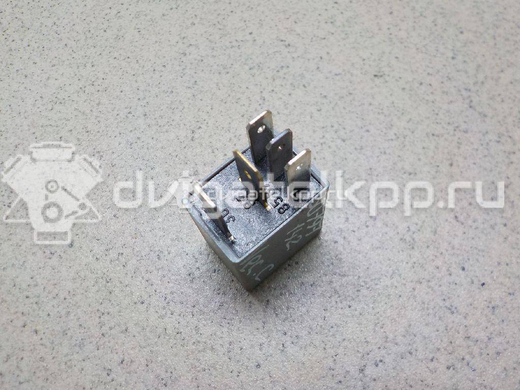 Фото Реле  90414477 для Opel Tigra / Astra / Corsa / Vectra / Combo {forloop.counter}}