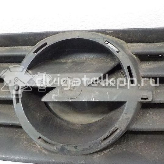 Фото Решетка радиатора  6320066 для Opel Astra