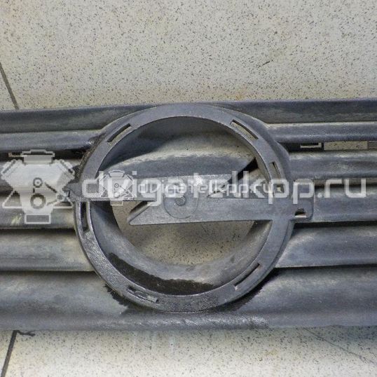Фото Решетка радиатора  6320066 для Opel Astra