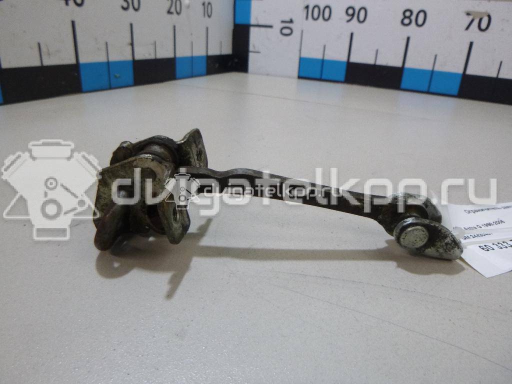 Фото Ограничитель двери  24430407 для Opel Astra {forloop.counter}}