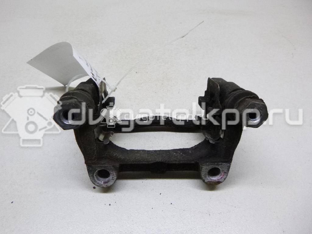 Фото Скоба суппорта заднего  93181277 для Opel Astra / Combo / Zafira / Meriva {forloop.counter}}