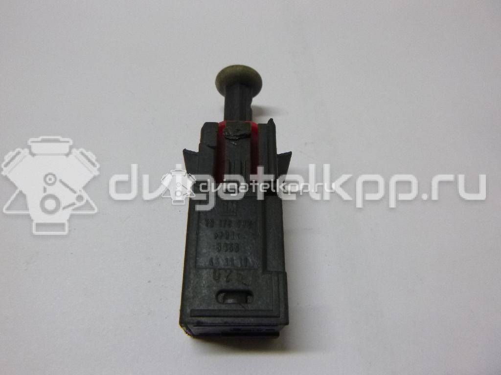 Фото Датчик включения стопсигнала  13178792 для Opel Astra / Adam / Corsa / Vectra / Combo {forloop.counter}}