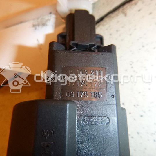 Фото Датчик включения стопсигнала  9132299 для Opel Astra / Vectra / Zafira