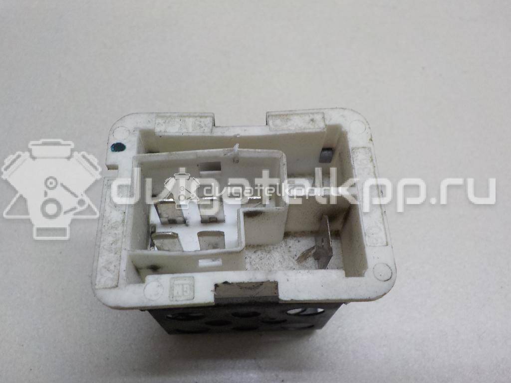 Фото Резистор отопителя  52475432 для Opel Astra / Vectra / Zafira / Signum {forloop.counter}}