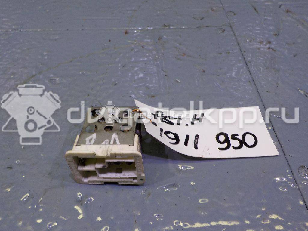 Фото Резистор отопителя  52475432 для Opel Astra / Vectra / Zafira / Signum {forloop.counter}}