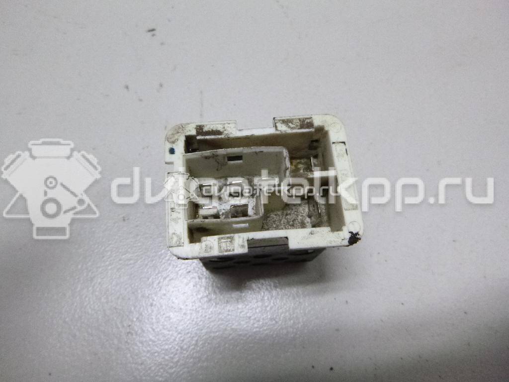 Фото Резистор отопителя  90560362 для Opel Astra / Vectra / Zafira / Signum {forloop.counter}}