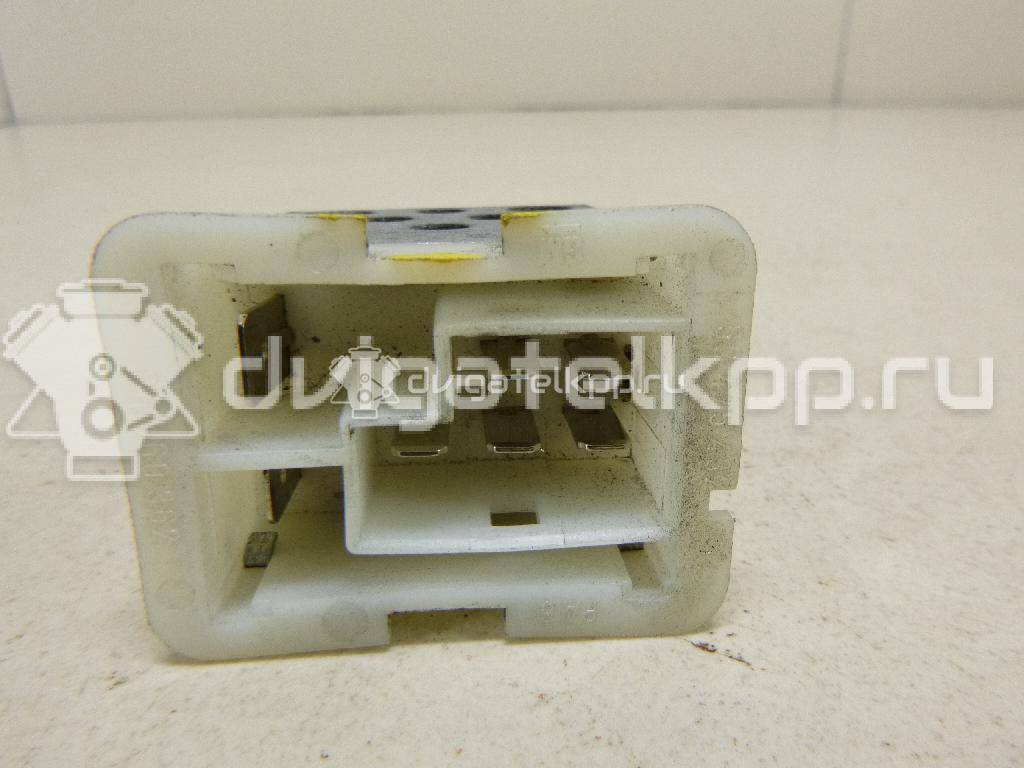 Фото Резистор отопителя  90560362 для Opel Astra / Vectra / Zafira / Signum {forloop.counter}}