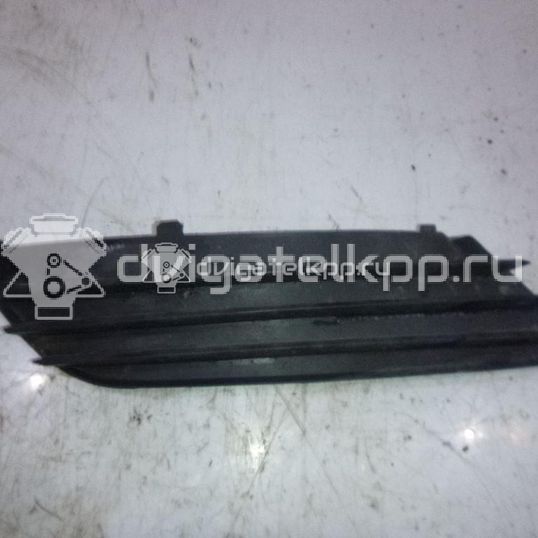 Фото Решетка в бампер правая  13149562 для Opel Astra