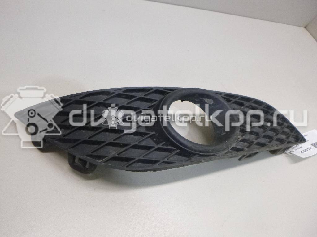 Фото Решетка в бампер правая  13241989 для Opel Astra {forloop.counter}}