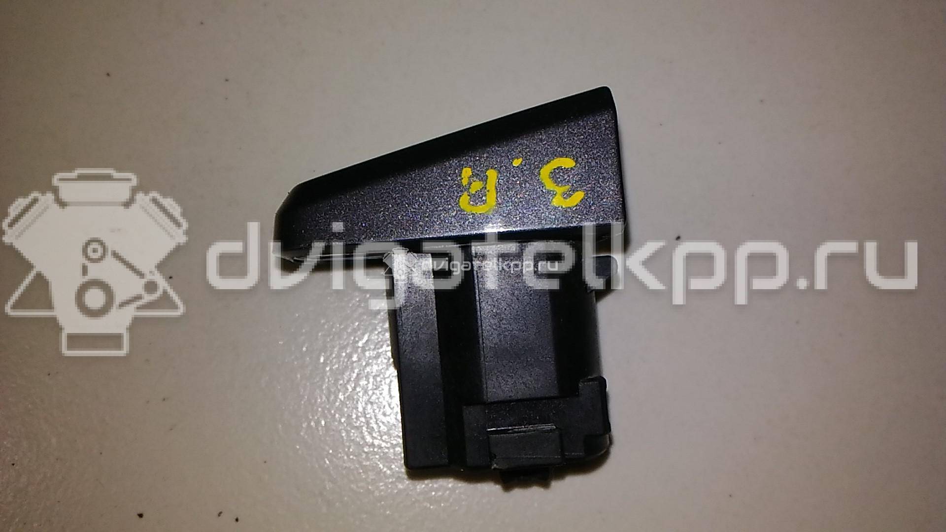 Фото Накладка вставки замка двери  13142761 для Opel Astra / Meriva {forloop.counter}}
