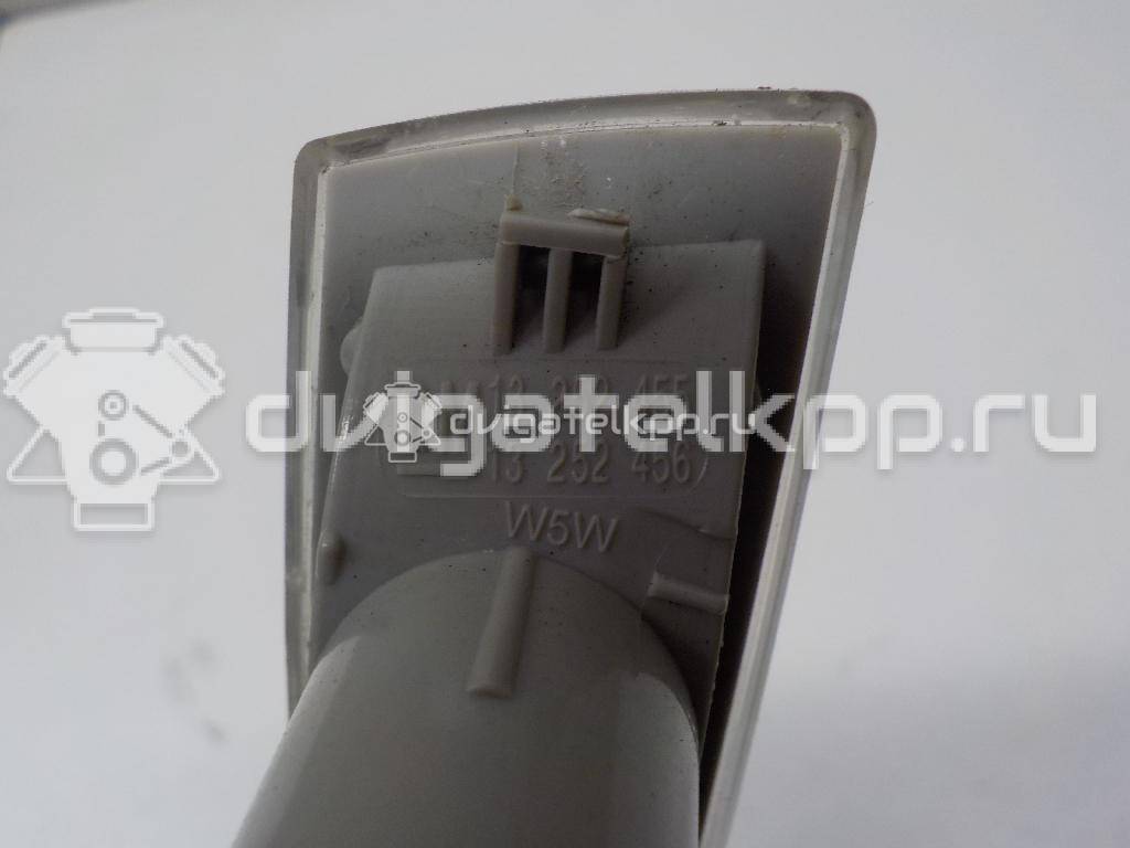 Фото Повторитель на крыло левый белый  13252455 для Opel Astra / Adam / Corsa / Insignia / Zafira {forloop.counter}}