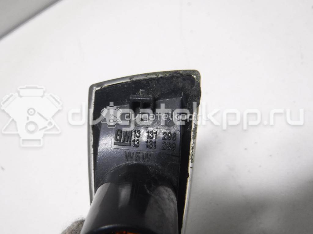 Фото Повторитель на крыло левый белый  13131298 для Opel Astra / Adam / Corsa / Insignia / Zafira {forloop.counter}}