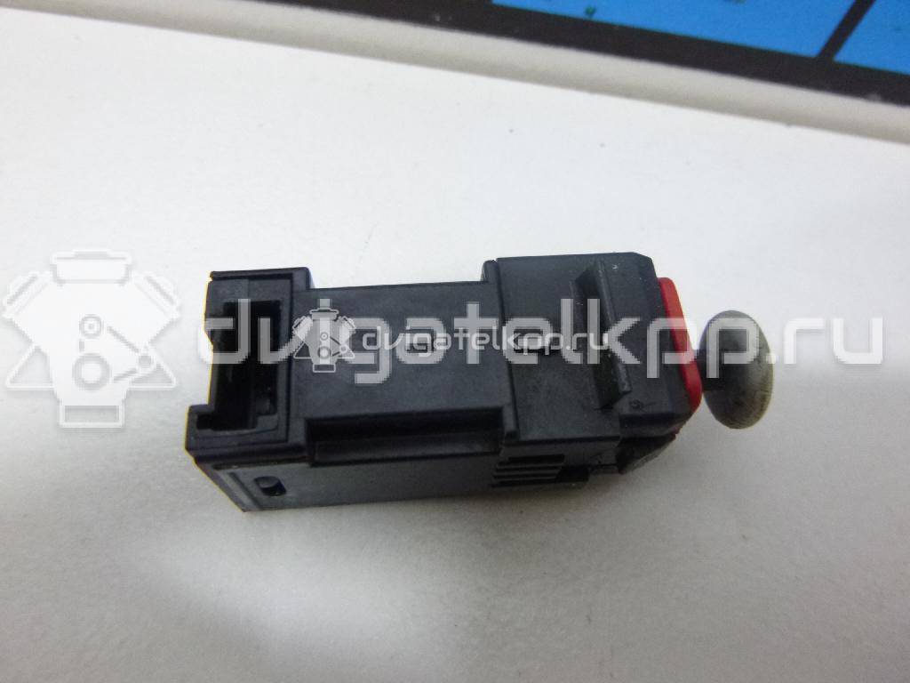 Фото Датчик включения стопсигнала  6240328 для Opel Astra / Adam / Corsa / Vectra / Combo {forloop.counter}}