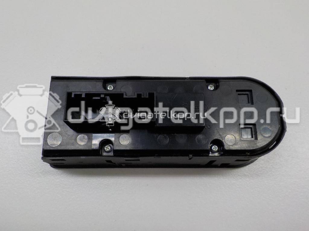 Фото Блок управления стеклоподъемниками  13215153 для Opel Astra / Zafira {forloop.counter}}