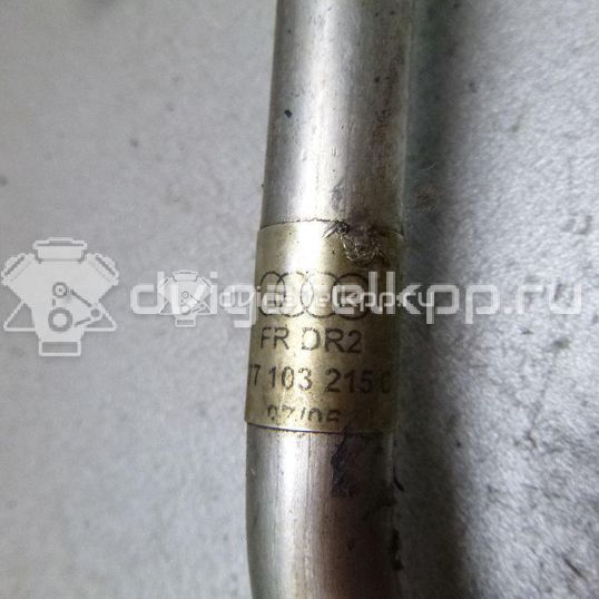 Фото Трубка масляная для двигателя BFL для Audi A8 280 л.с 40V 3.7 л бензин 077103215C