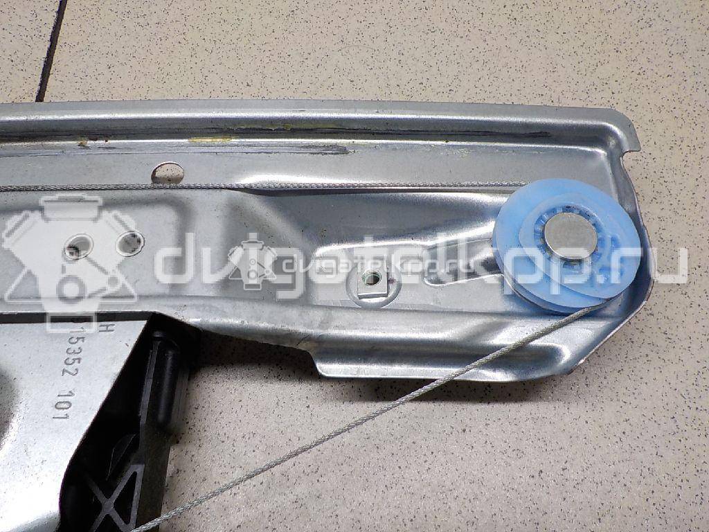 Фото Стеклоподъемник электр. задний правый  13350764 для Opel Astra {forloop.counter}}
