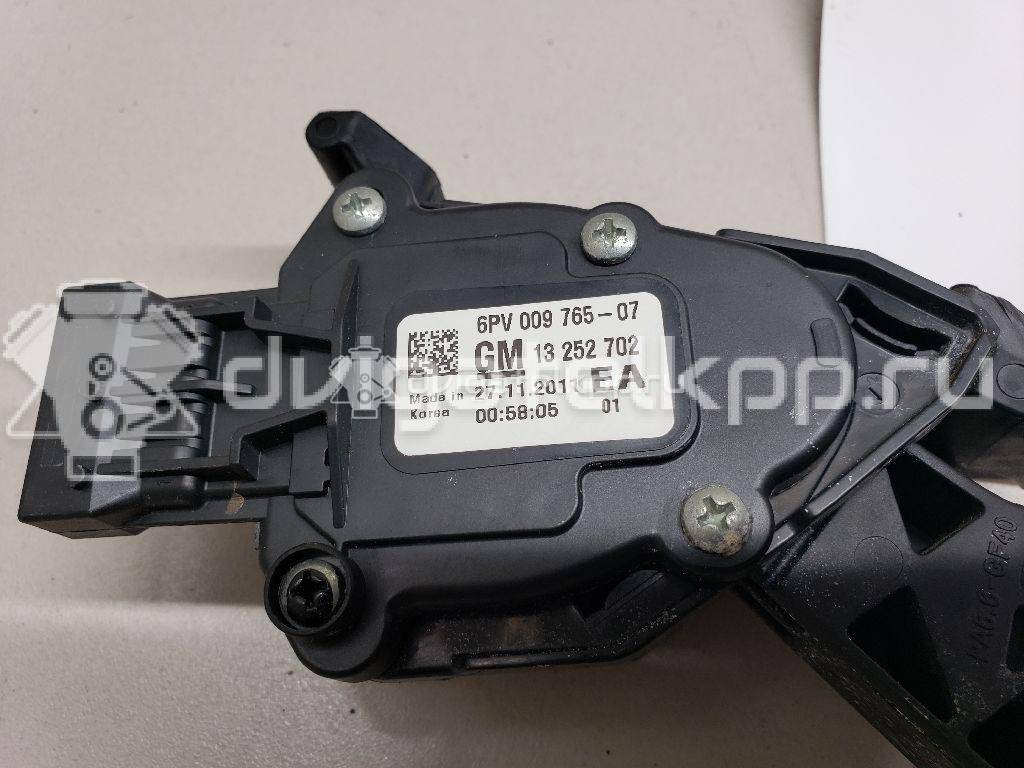 Фото Педаль газа  13252702 для Opel Astra / Ampera / Cascada W13 {forloop.counter}}