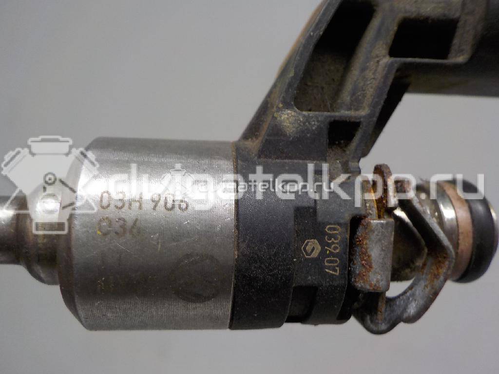 Фото Форсунка инжекторная электрическая для двигателя BHK для Audi Q7 280 л.с 24V 3.6 л бензин 03H906036 {forloop.counter}}