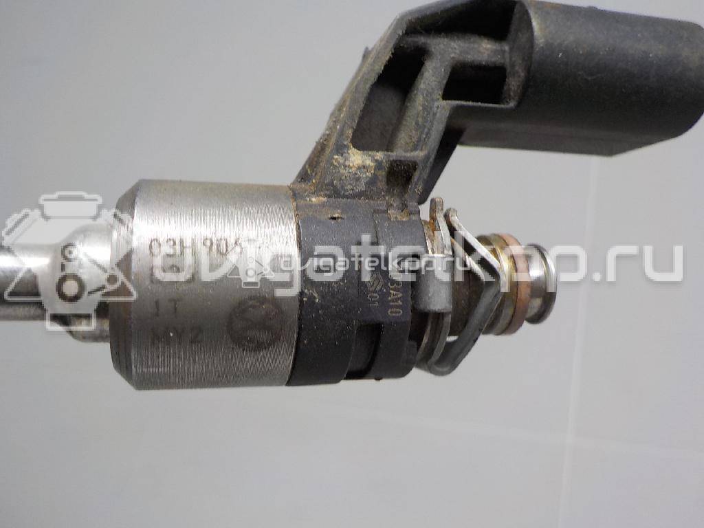 Фото Форсунка инжекторная электрическая для двигателя BHK для Audi Q7 280 л.с 24V 3.6 л бензин 03H906036 {forloop.counter}}