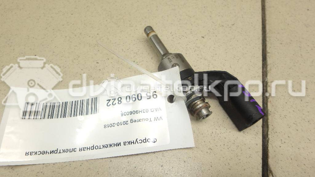 Фото Форсунка инжекторная электрическая для двигателя BHK для Audi Q7 280 л.с 24V 3.6 л бензин 03H906036 {forloop.counter}}