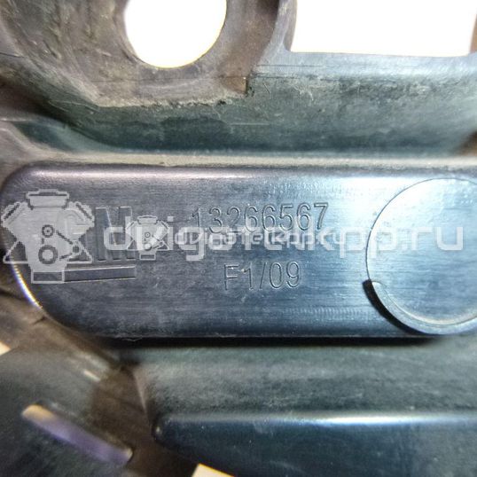 Фото Решетка в бампер  13297796 для Opel Astra